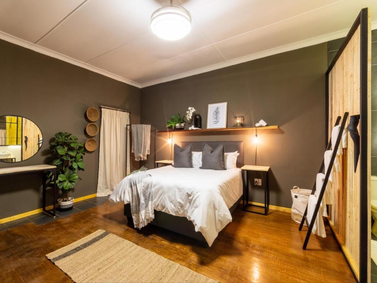 Royal Tree Guest House Почефструм Экстерьер фото