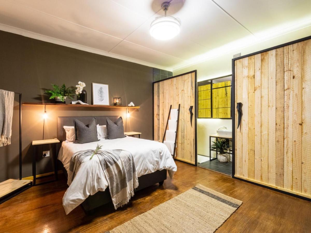 Royal Tree Guest House Почефструм Экстерьер фото