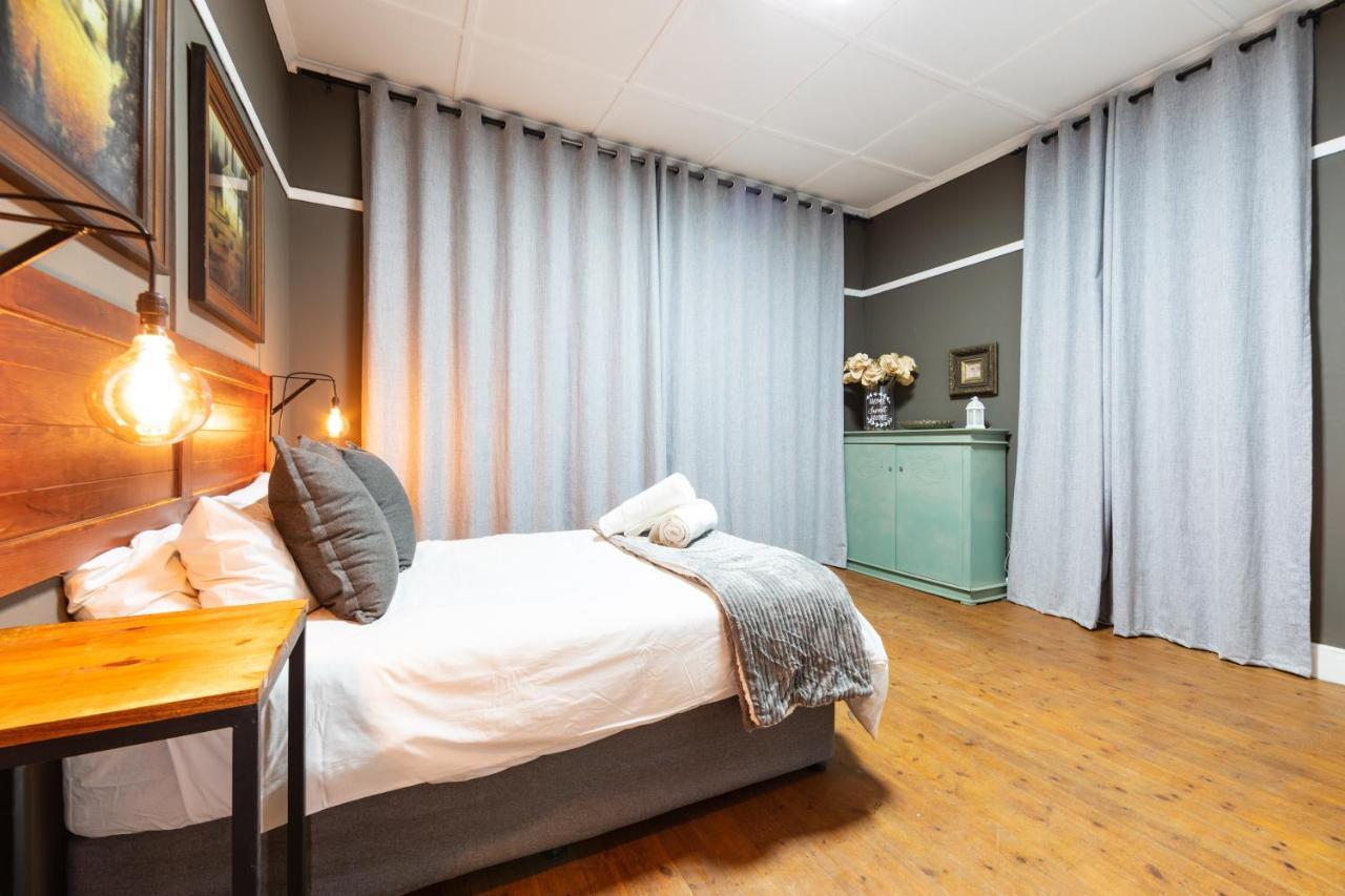 Royal Tree Guest House Почефструм Экстерьер фото